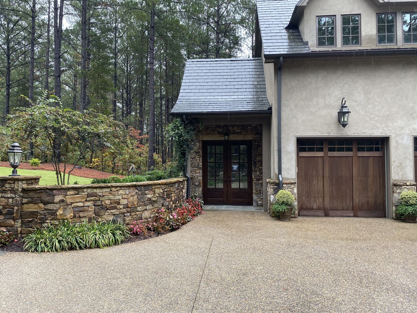 Stone retaining wall and entry